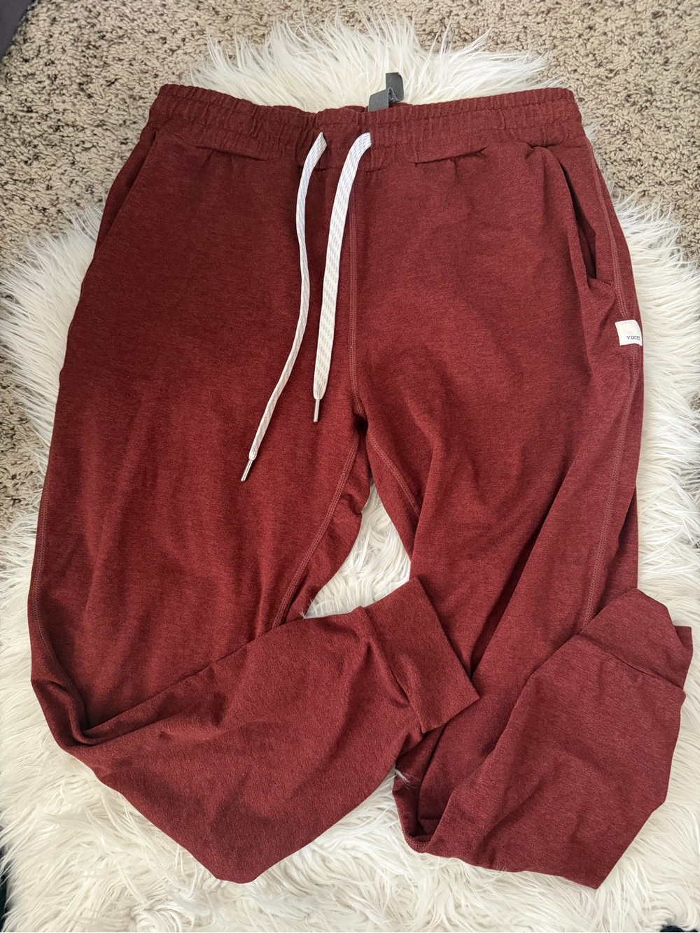 Vuori Performance Jogger Brick Red